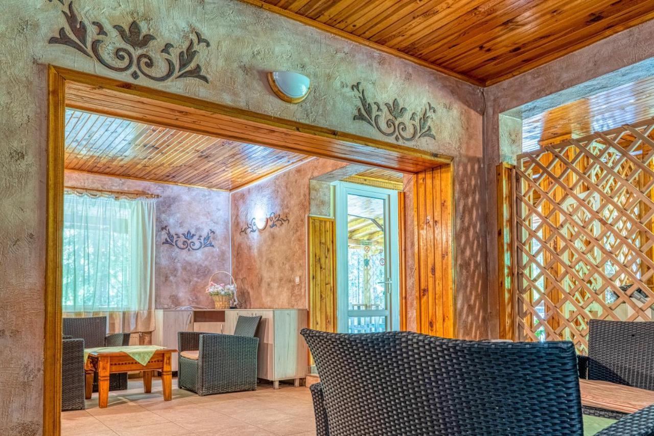 Крушун - Единствена На Метри От Водопадите, Krushun - The Only Stay Just Meters From The Waterfalls Krushuna Exterior foto